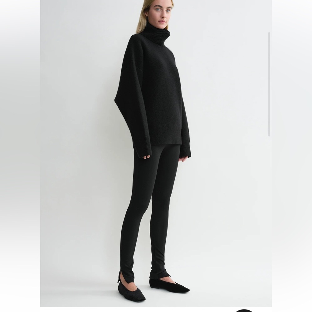 Toteme ankle zip leggings, size S